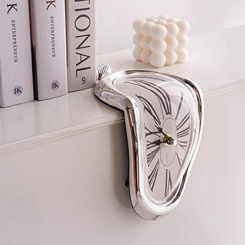 Novel Surreal Melting Distorted Wall Clocks