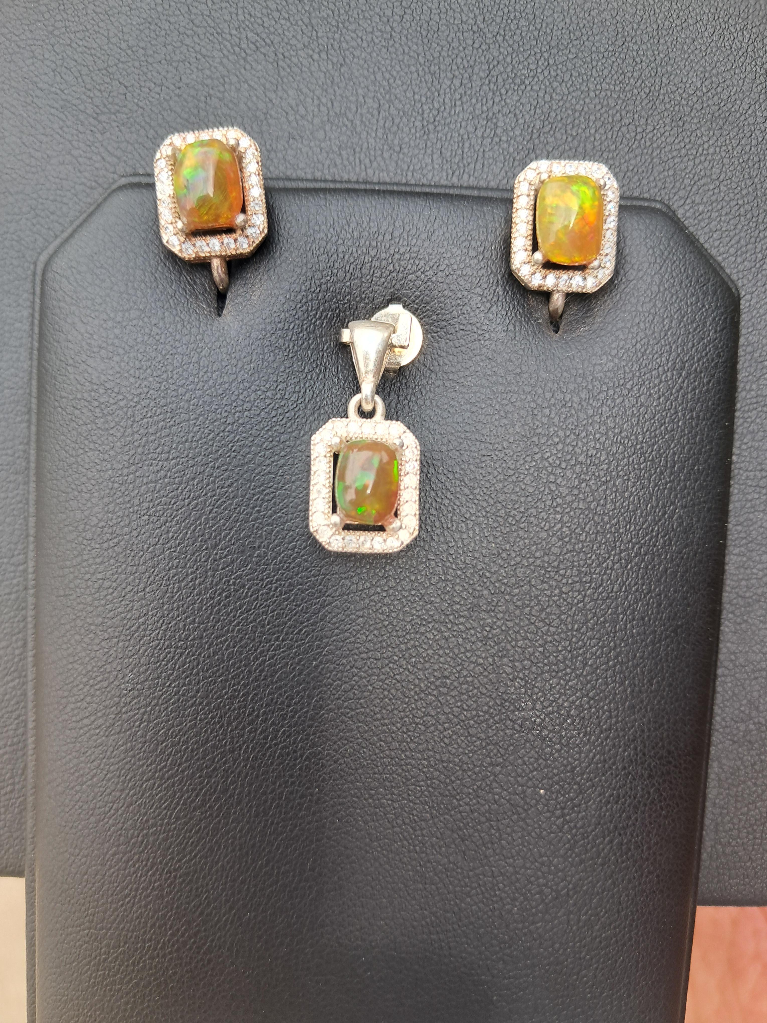 OPAL SET
