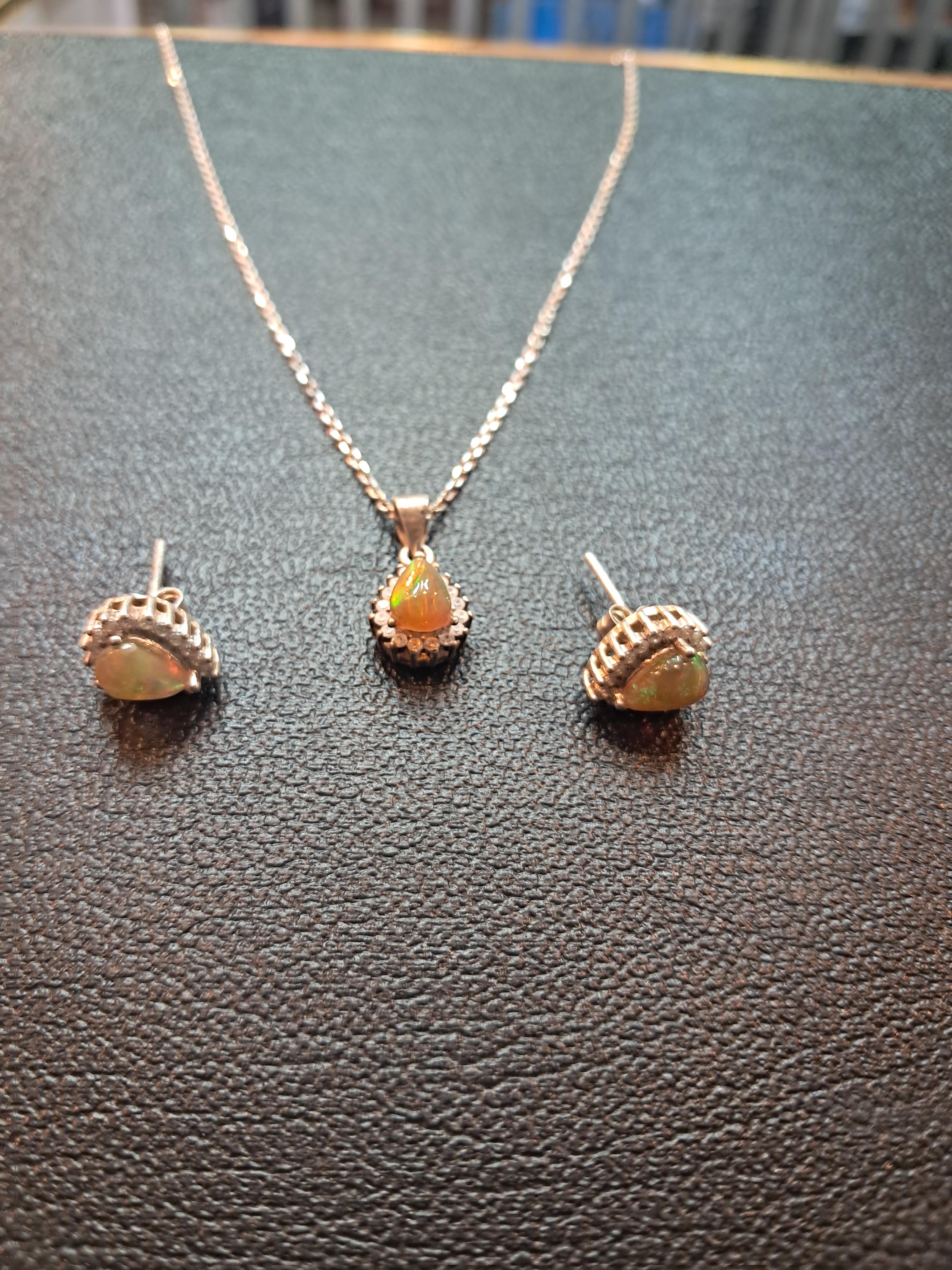 OPAL SET