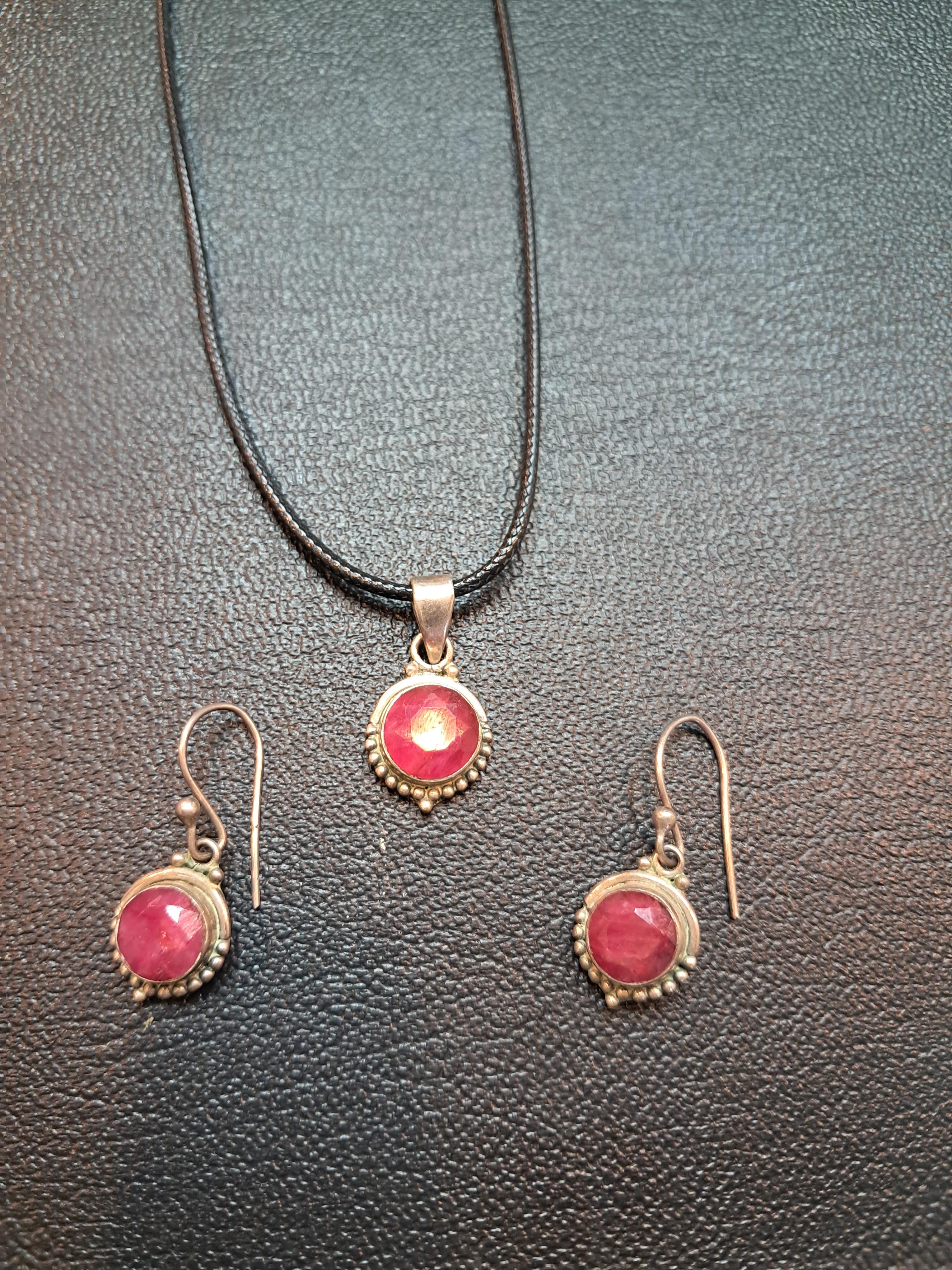 SPINEL SET